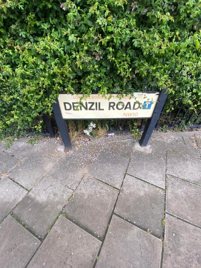 Denzil Road